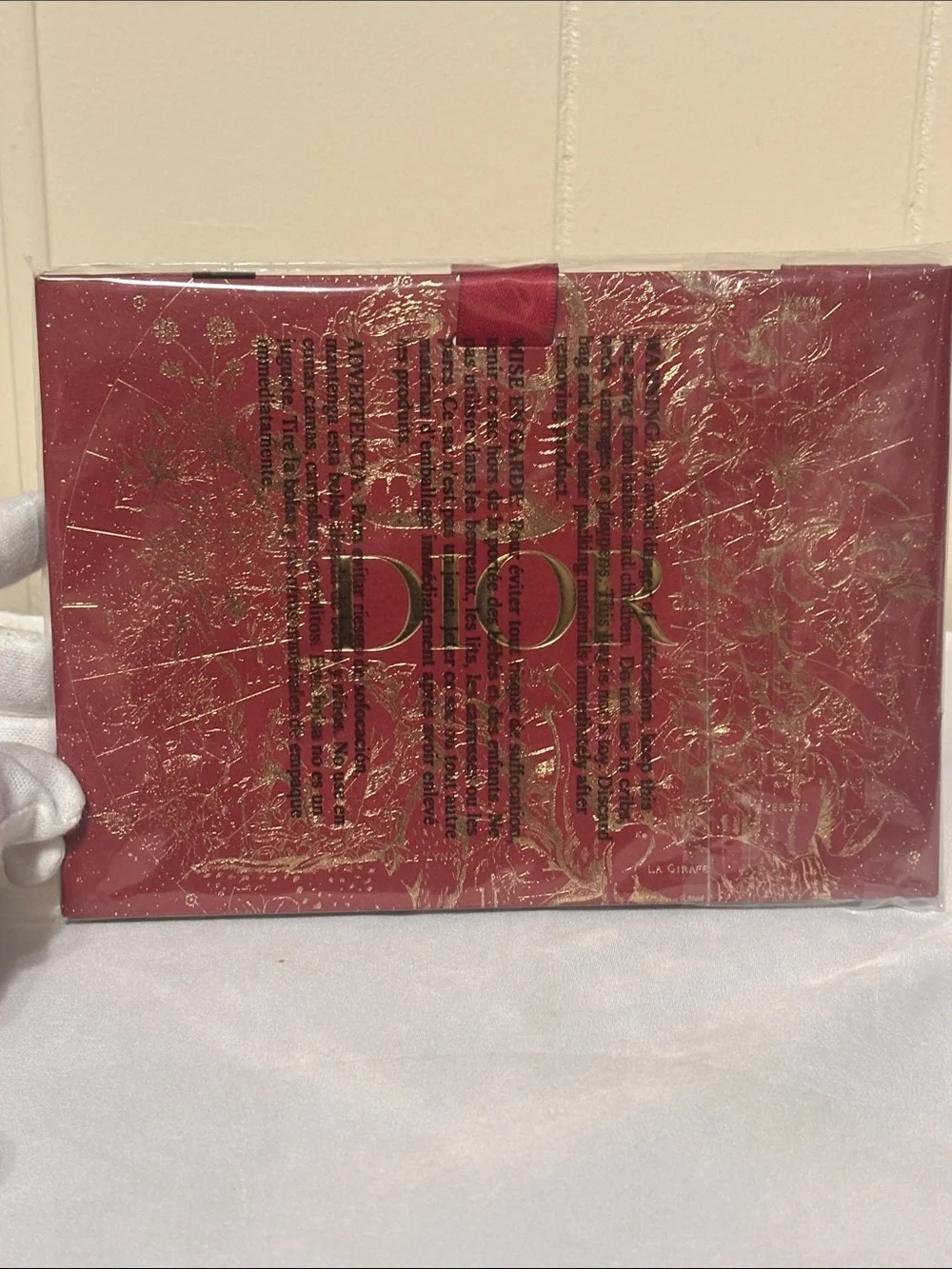 NIB / GWP Dior Beauty Lunar New Year Gift Set - Red Star Pouch & Shopping Bag